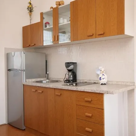 Apartment 7171a *